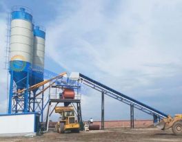 How does a concrete mixing plant work?