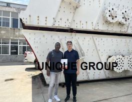 Cameroon clients Berty come to visit us for jaw crusher and vibrating screen