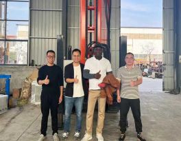 Customer from the Haiti visited our factory